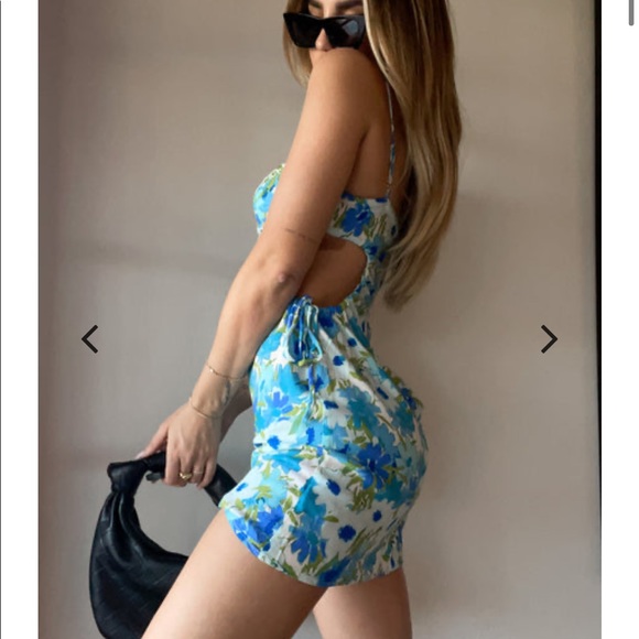 Spring Into It Mini Dress - Picture 3 of 5